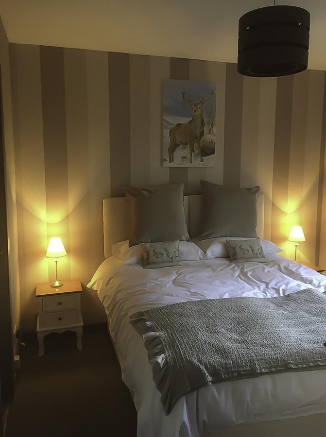 Henshire B&B Dingwall Eksteriør billede